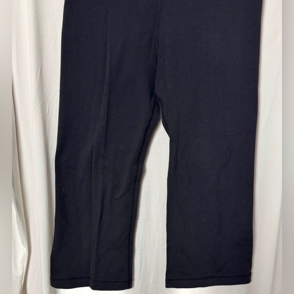 Lululemon Groove Crop Legging Size 4 - Picture 3 of 8